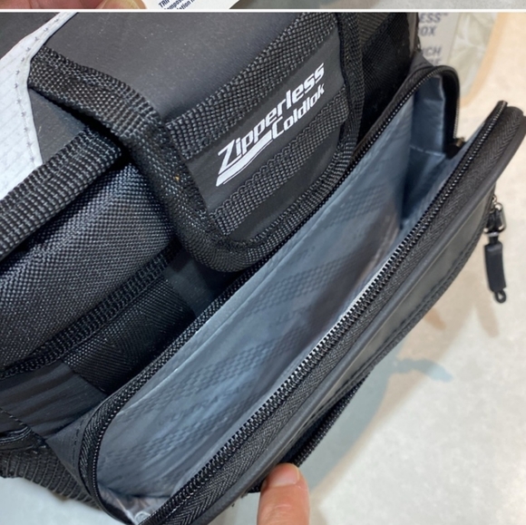 NEW TOMMY BAHAMA Zipperless Lunch Cooler Shoulder Bag 9 Cans Deep Freeze - Picture 5 of 12